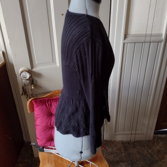 Black Peplum cardigan - Picture 2 of 3